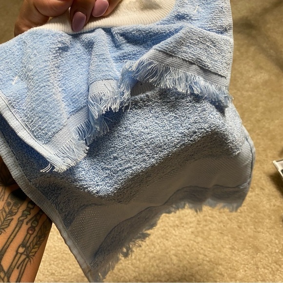 3 Deluxe Baby Bib 100% cotton crisscross pattern - Picture 4 of 5